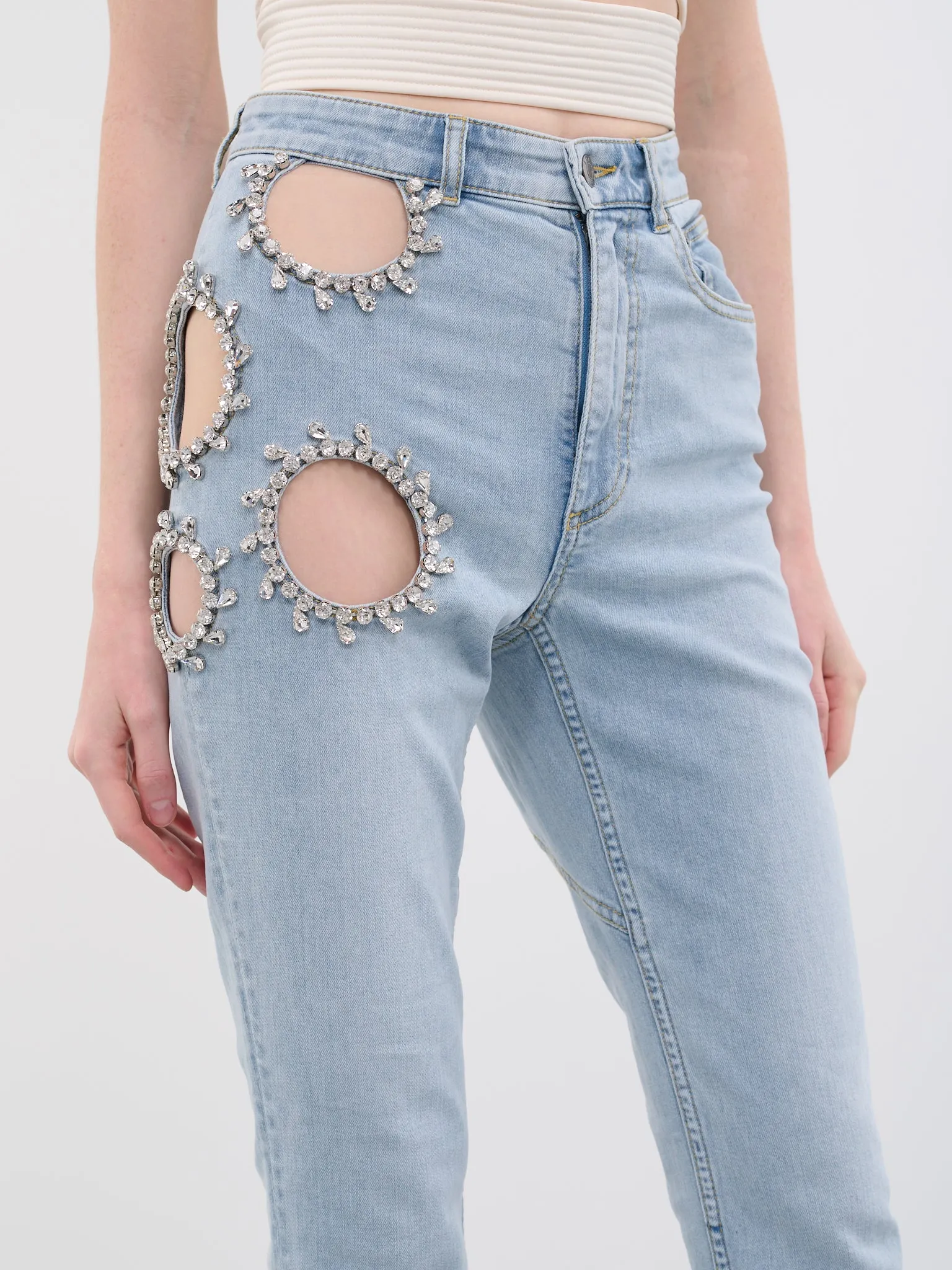 Crystal Grape Cut-Out Jeans (2302P44214-LIGHT-BLUE)