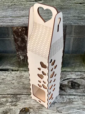 Hearts and Window Bottle Gift Box -Standard