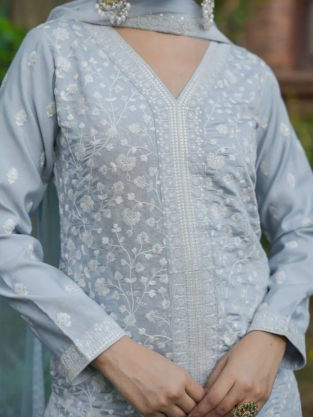 Jashvi Art Grey Embroidered Silk Blend Straight Suit With Dupatta