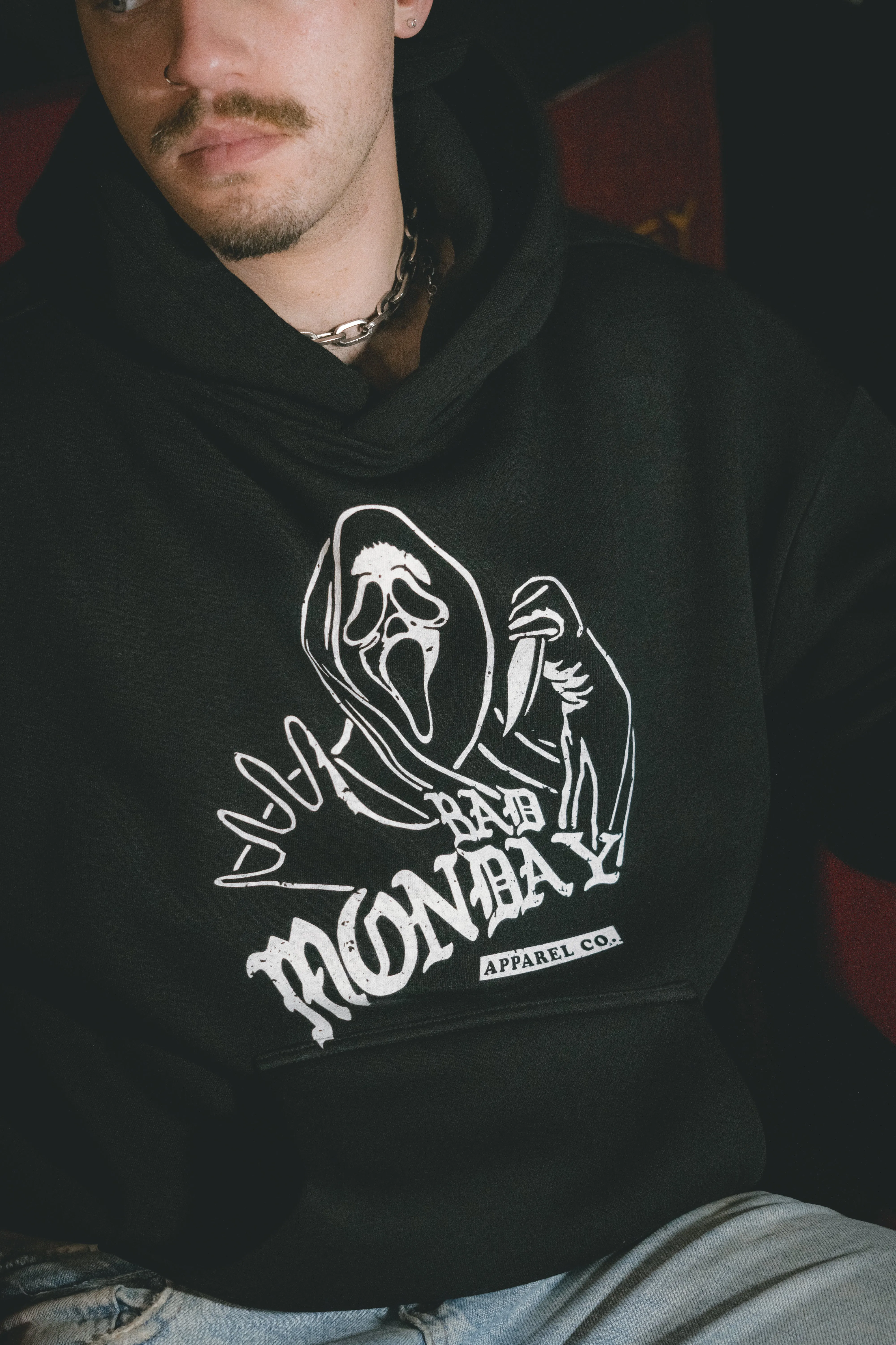 Oversized Slasher Hoodie / Front Print