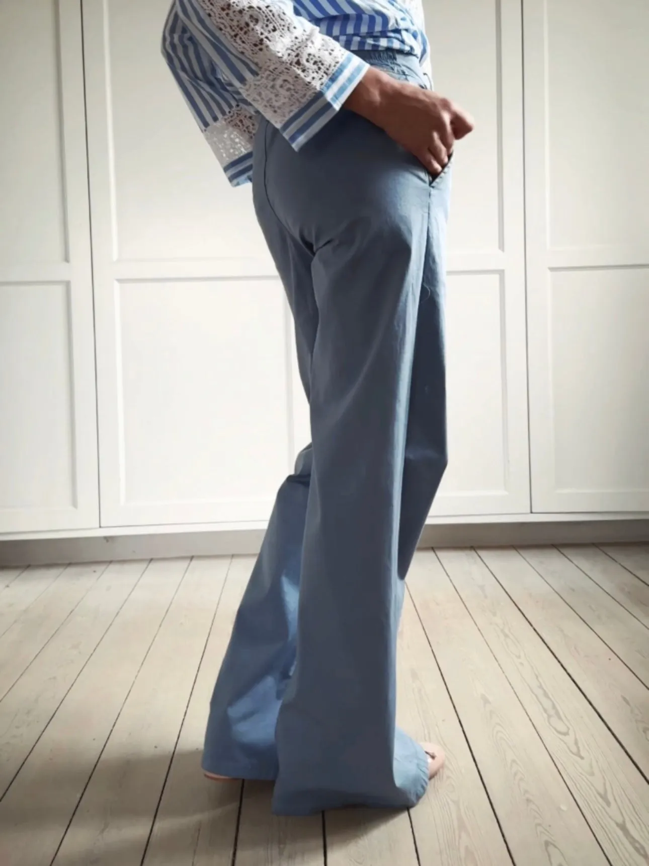 PANTS WITH ELASTIC WAISTBAND - LIGHT BLUE