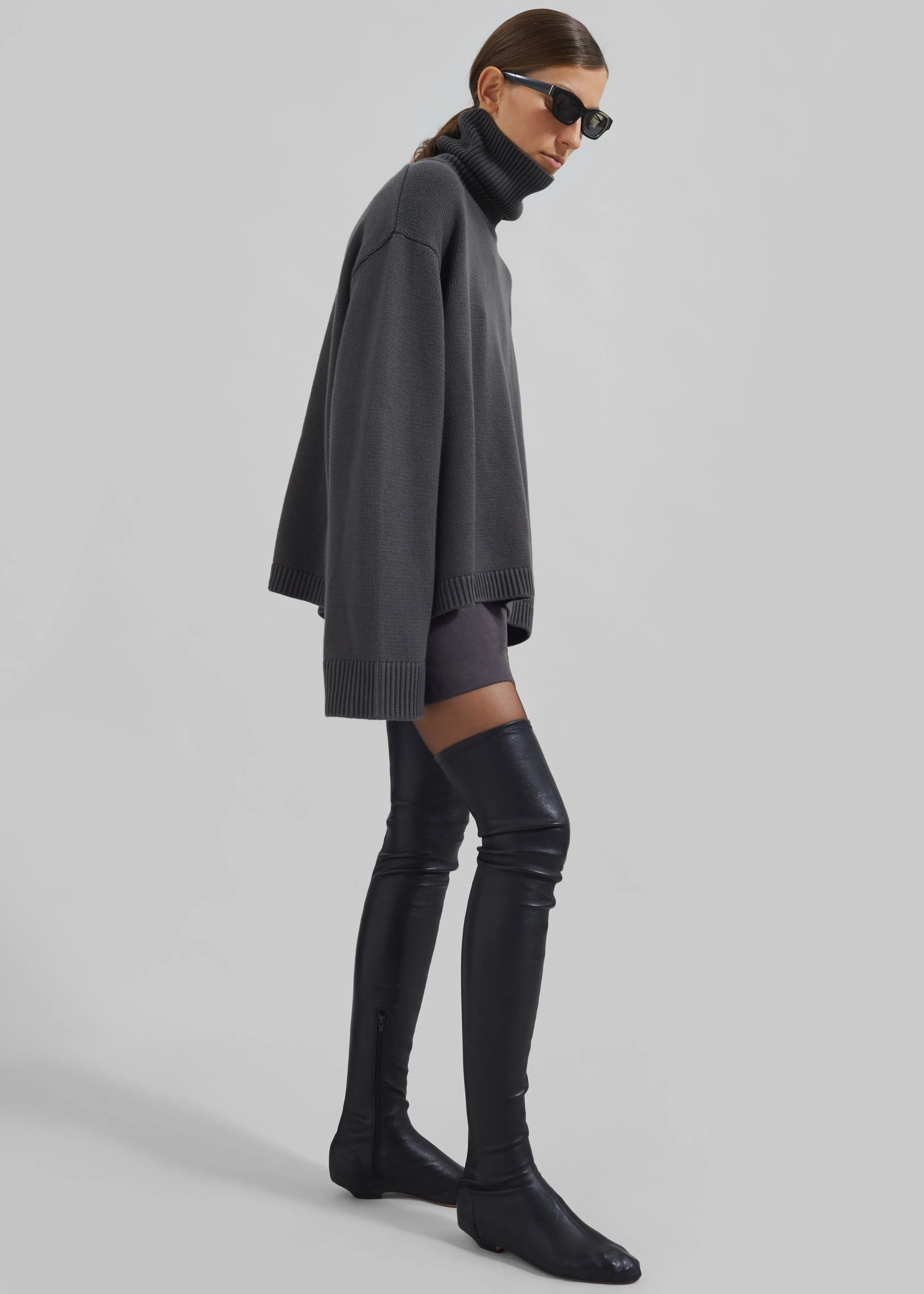 Rhea Trapeze Turtleneck - Light Khaki