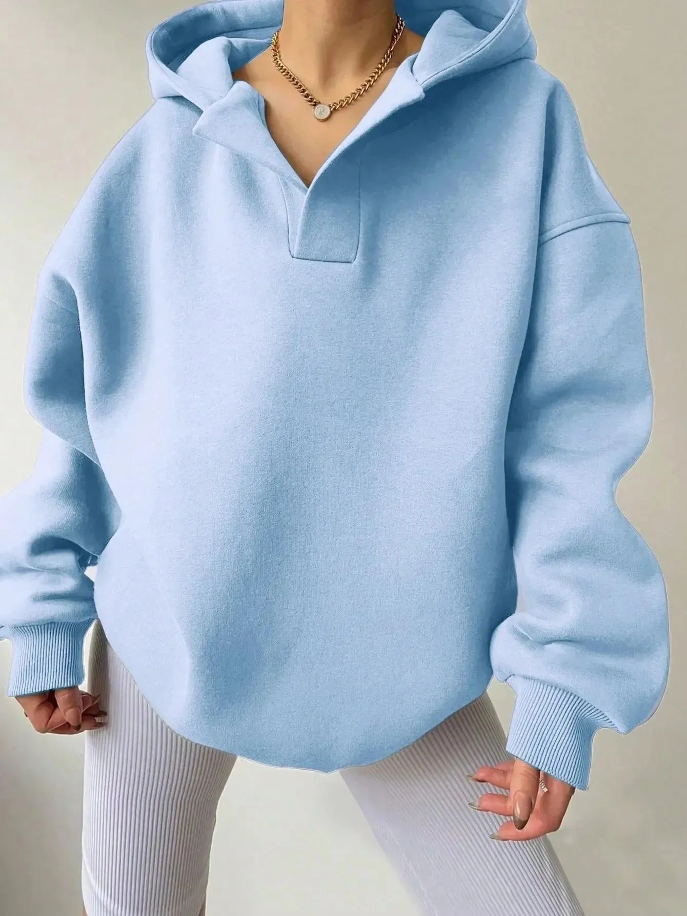 Women's hooded Sweater